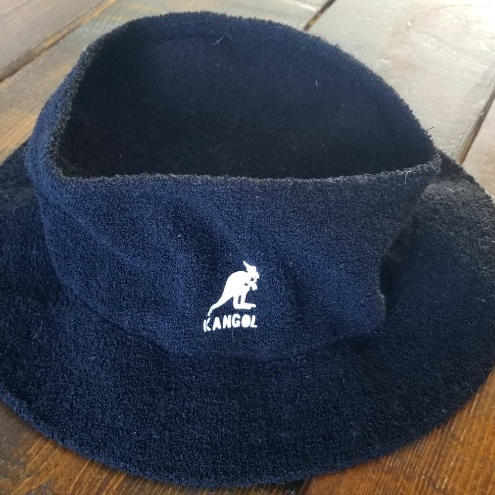 KANGOL BUCKET HAT